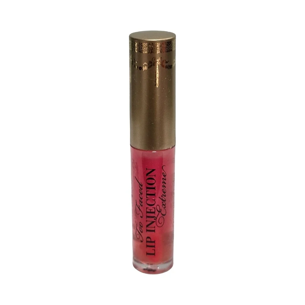 Too Faced achieve fuller